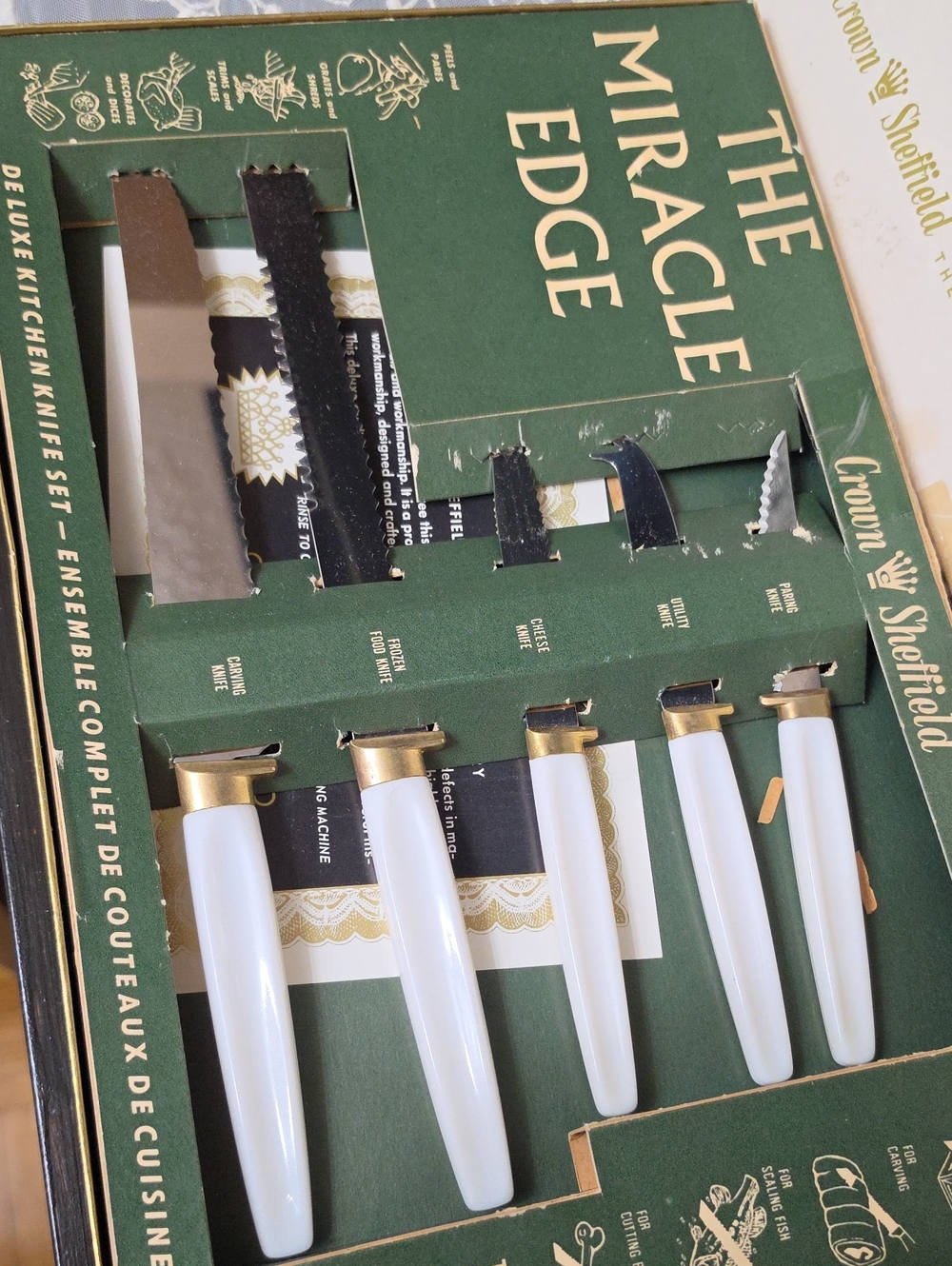 Crown Sheffield The Miracle Edge White Handle Kitchen Knife Set